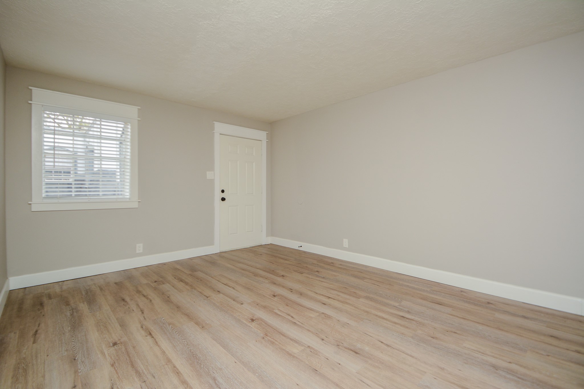 1305 Adams Street, Unit 5 Conroe, TX 77301 - Photo 5 of 32