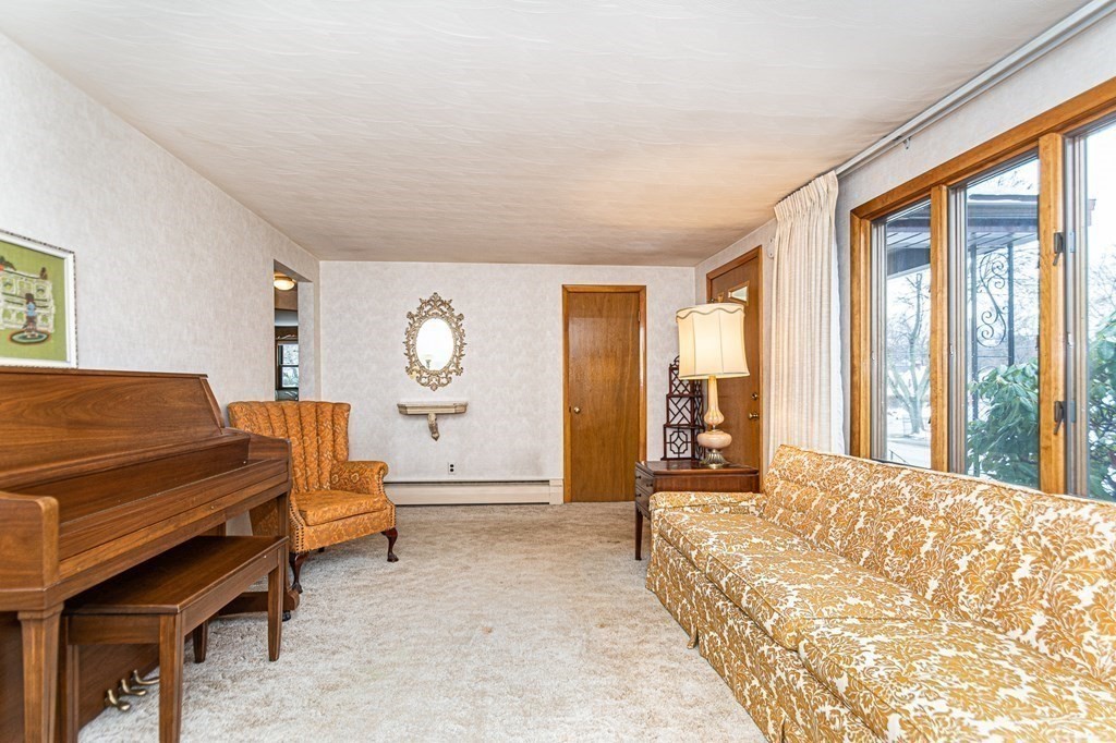 17 3rd Street Saugus, MA 01906 - Photo 5 of 27 Gallery Image 5