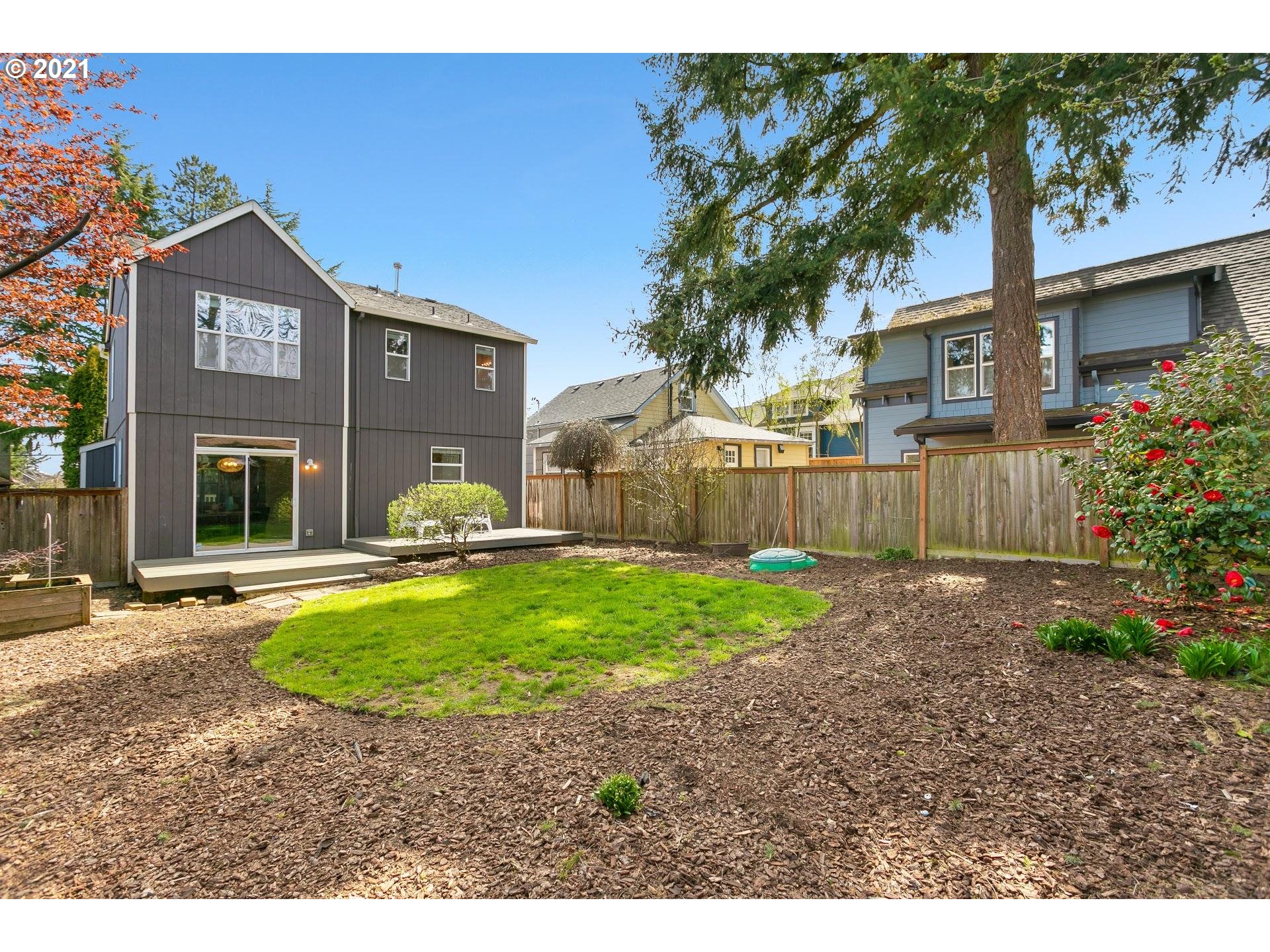 5227 Northeast 27th Avenue Portland, OR 97211 - Photo 17 of 17