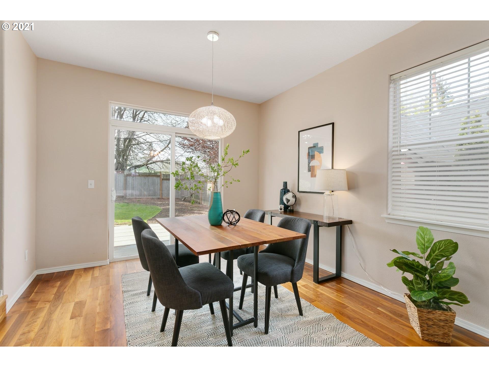 5227 Northeast 27th Avenue Portland, OR 97211 - Photo 5 of 17