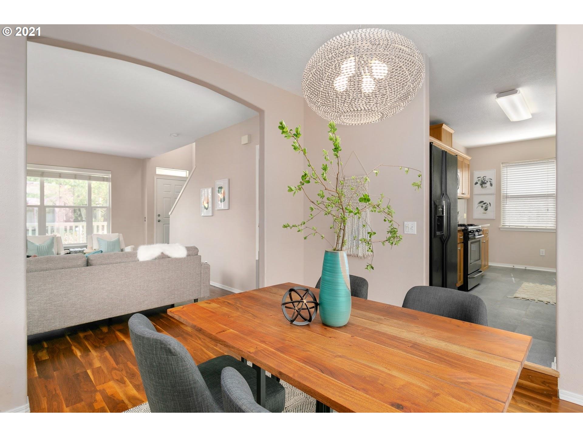 5227 Northeast 27th Avenue Portland, OR 97211 - Photo 6 of 17