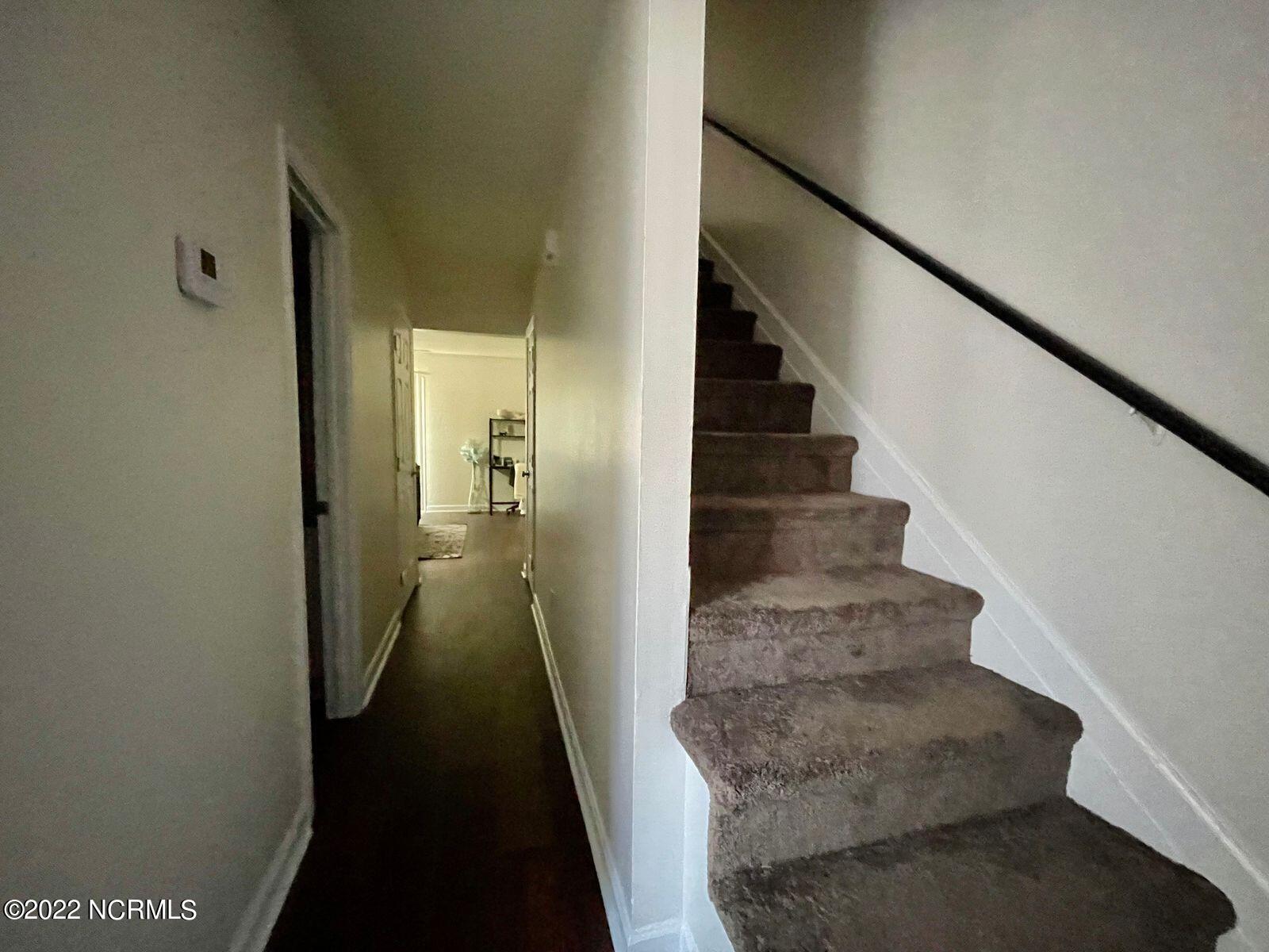 1010 Fayetteville Road, Unit 2 Rockingham, NC 28379 - Photo 4 of 11 tv10