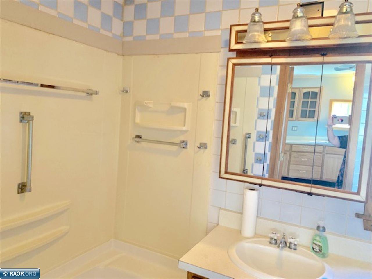 115 South 6th Street Virginia, MN 55792 - Photo 16 of 23