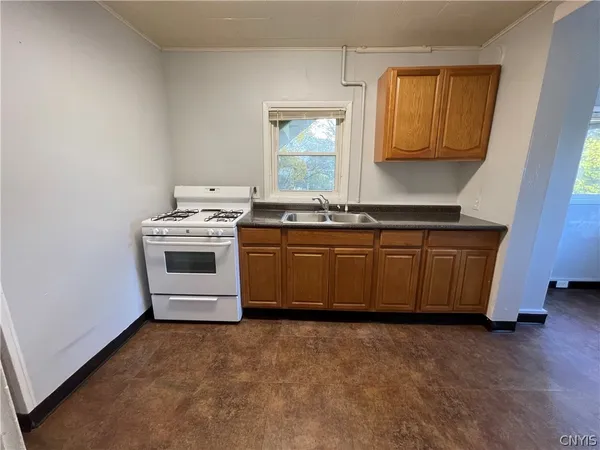 $149,900 | 228 Duane Street, Unit 30, Syracuse, NY 13207