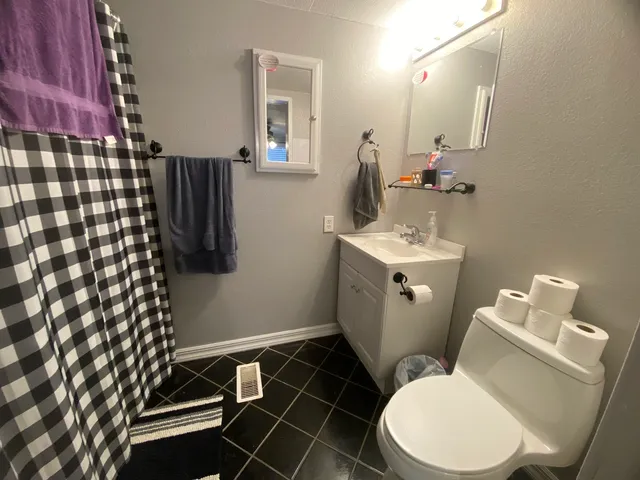 $114,000 | 9255 Campbell Street, Benton, IL 62812