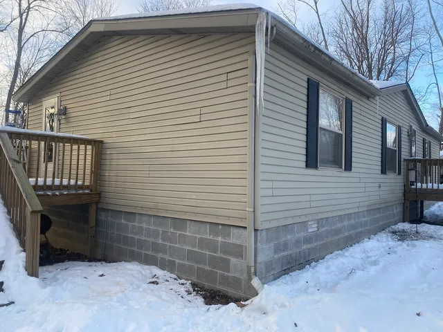 $114,000 | 9255 Campbell Street, Benton, IL 62812