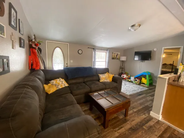 $114,000 | 9255 Campbell Street, Benton, IL 62812