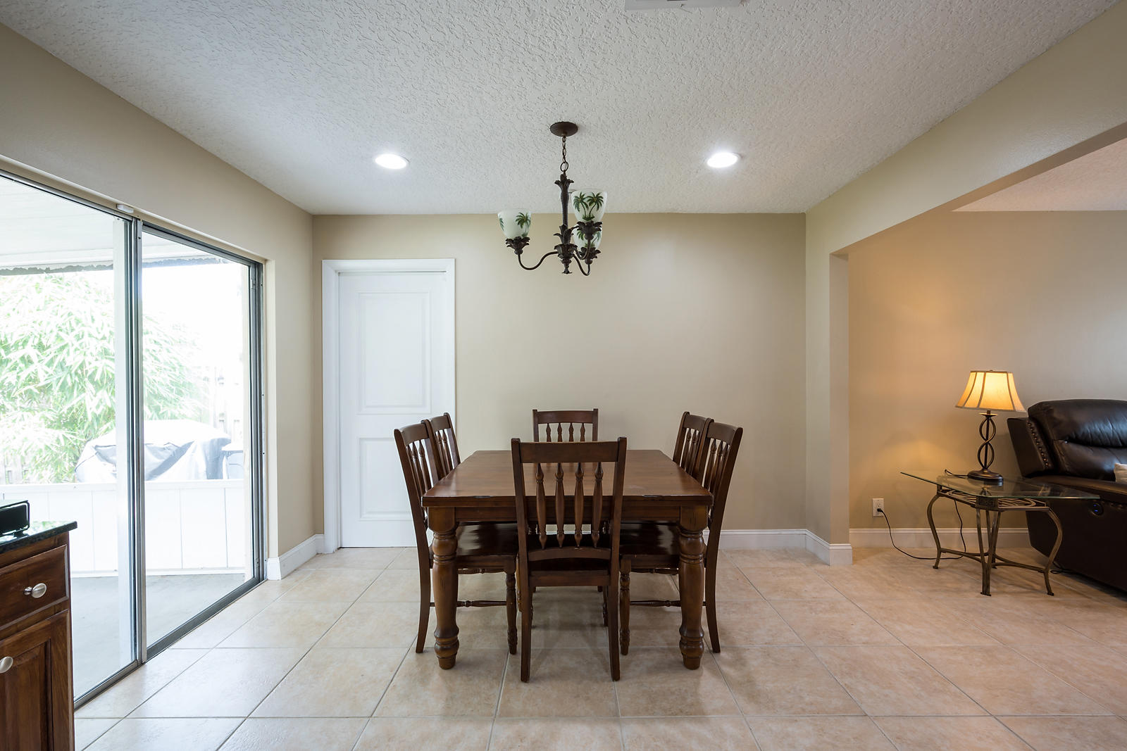 169 Banyan Circle Jupiter, FL 33458 - Photo 13 of 28 169 Banyan Circle_kitchen_5