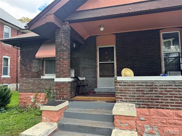 $30,000 | 531 North 24th Street, East St. Louis, IL 62205