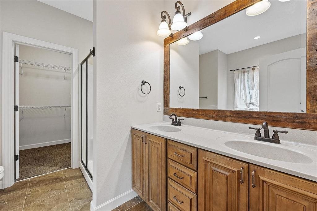 3516 Fitzroy Road Hiawatha, IA 52233 - Photo 20 of 50 Gallery Image 20