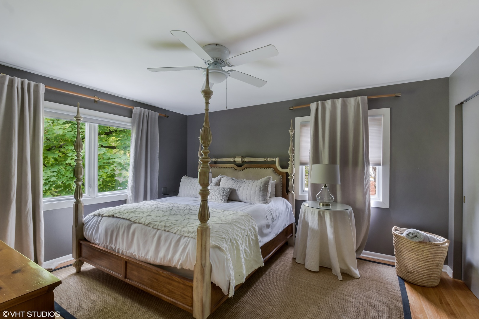 208 Sunset Terrace Lake Bluff, IL 60044 - Photo 9 of 14 a bedroom with a bed and wooden floor