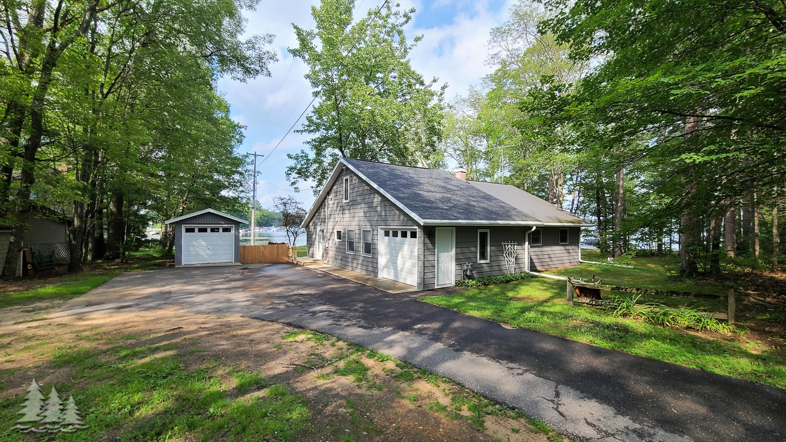 2255 Fleming Road Lewiston, MI 49756 - Photo 4 of 21 Gallery Image 4