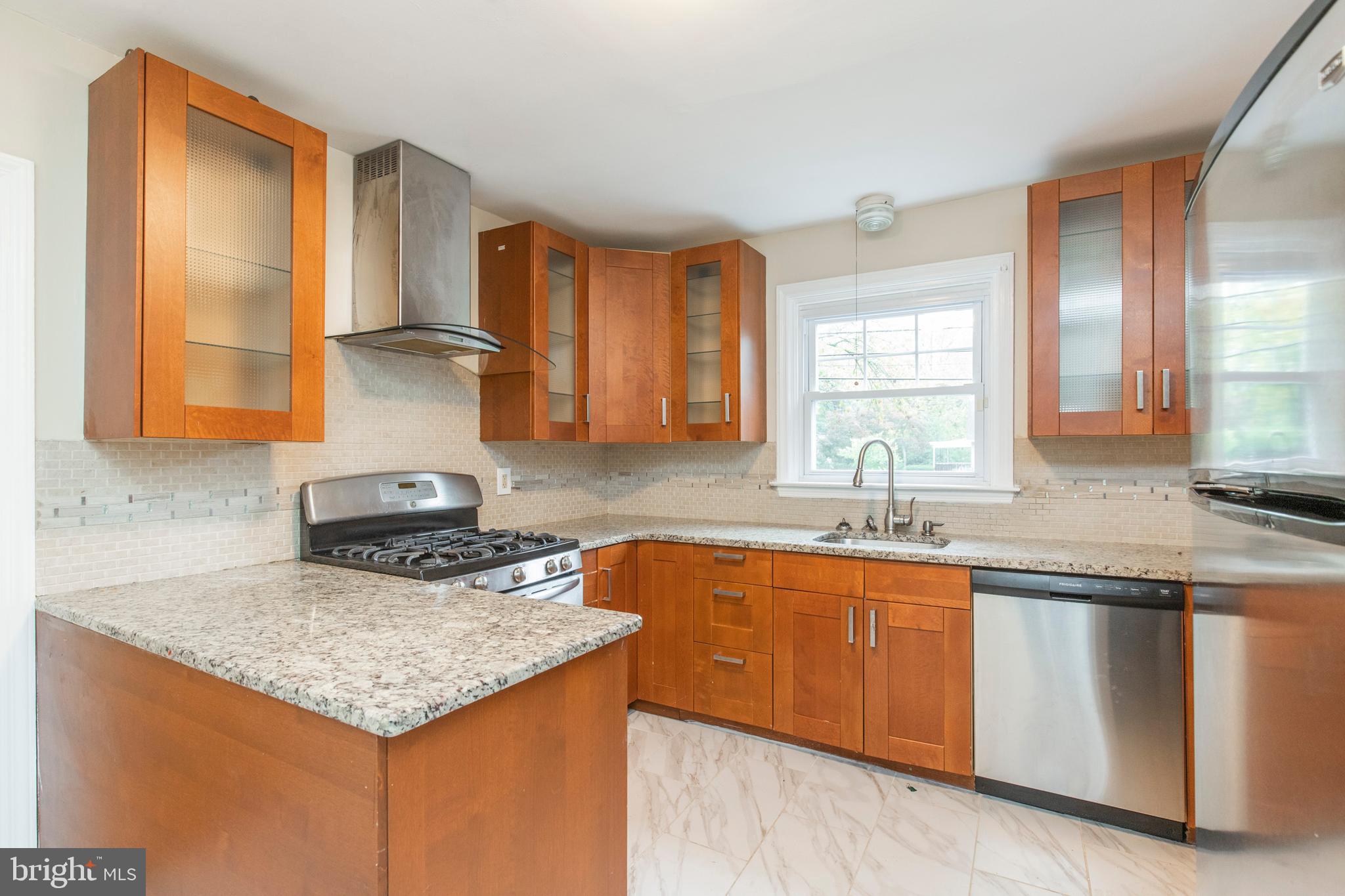 229 West Providence Road Aldan, PA 19018 - Photo 34 of 41 kitchen