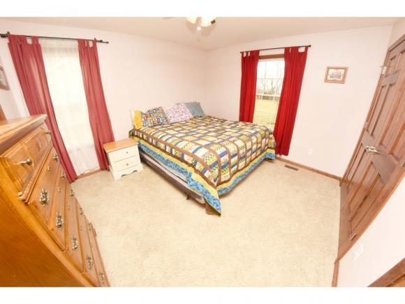 4517 Pierson Road Batesville, IN 47006 - Photo 5 of 33 Gallery Image 5