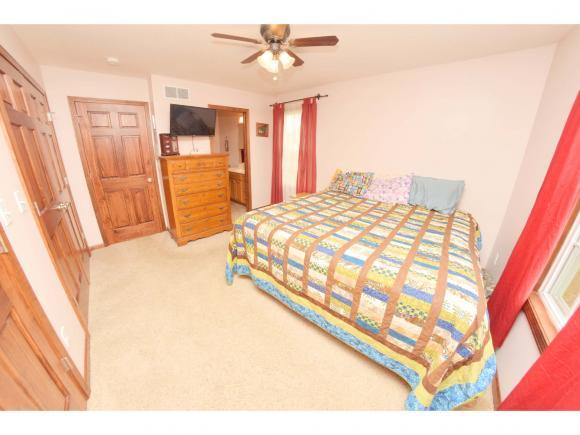 4517 Pierson Road Batesville, IN 47006 - Photo 7 of 33 Gallery Image 7