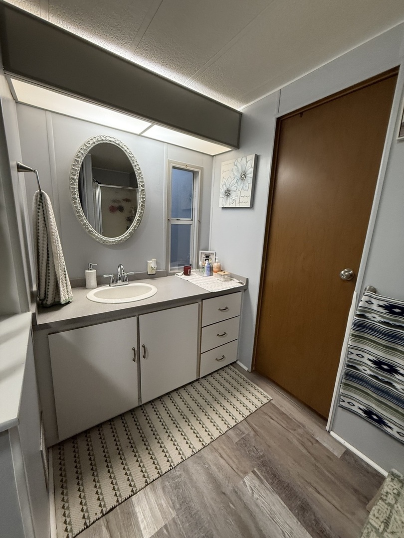 516 Prairie Road Matteson, IL 60443 - Photo 12 of 25 a utility room with cabinets dryer and washer