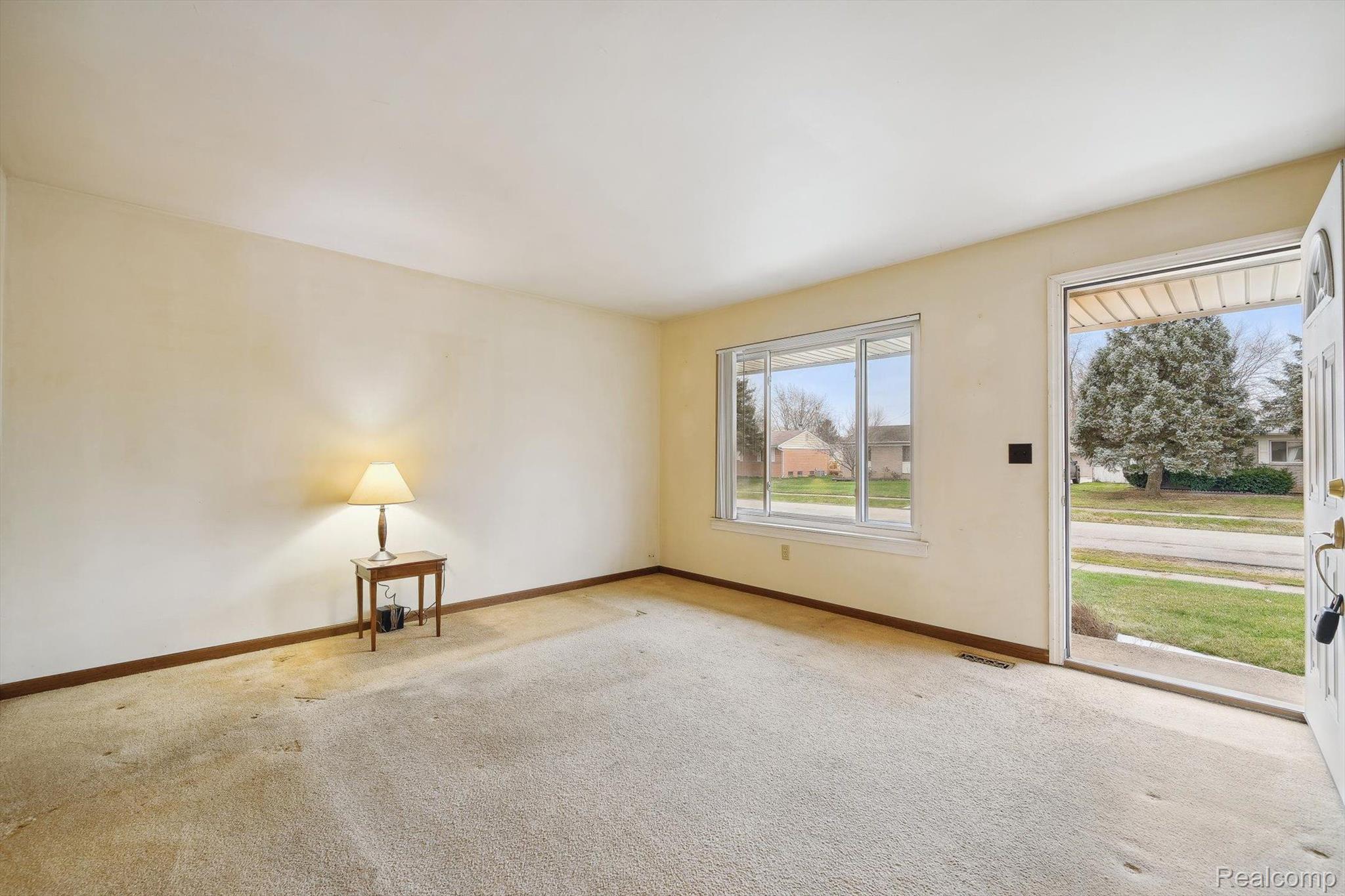 2159 Garry Drive Troy, MI 48083 - Photo 11 of 36 Living room view 4 - spacious with bright window