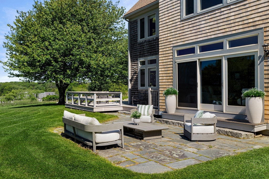 185 Howland Road Westport, MA 02790 - Photo 5 of 42
