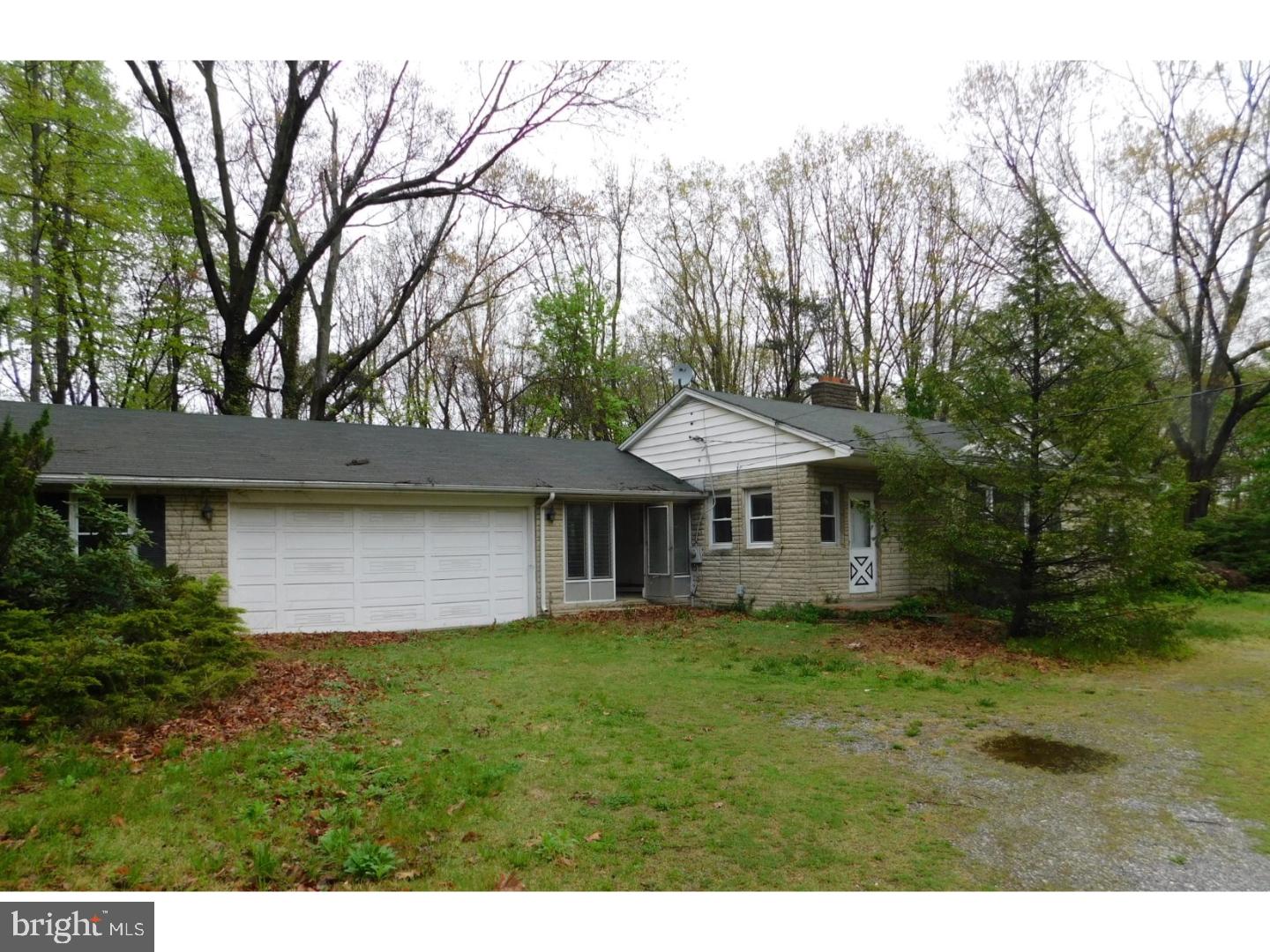 226 Hickstown Road Sicklerville, NJ 08081 - Photo 2 of 14