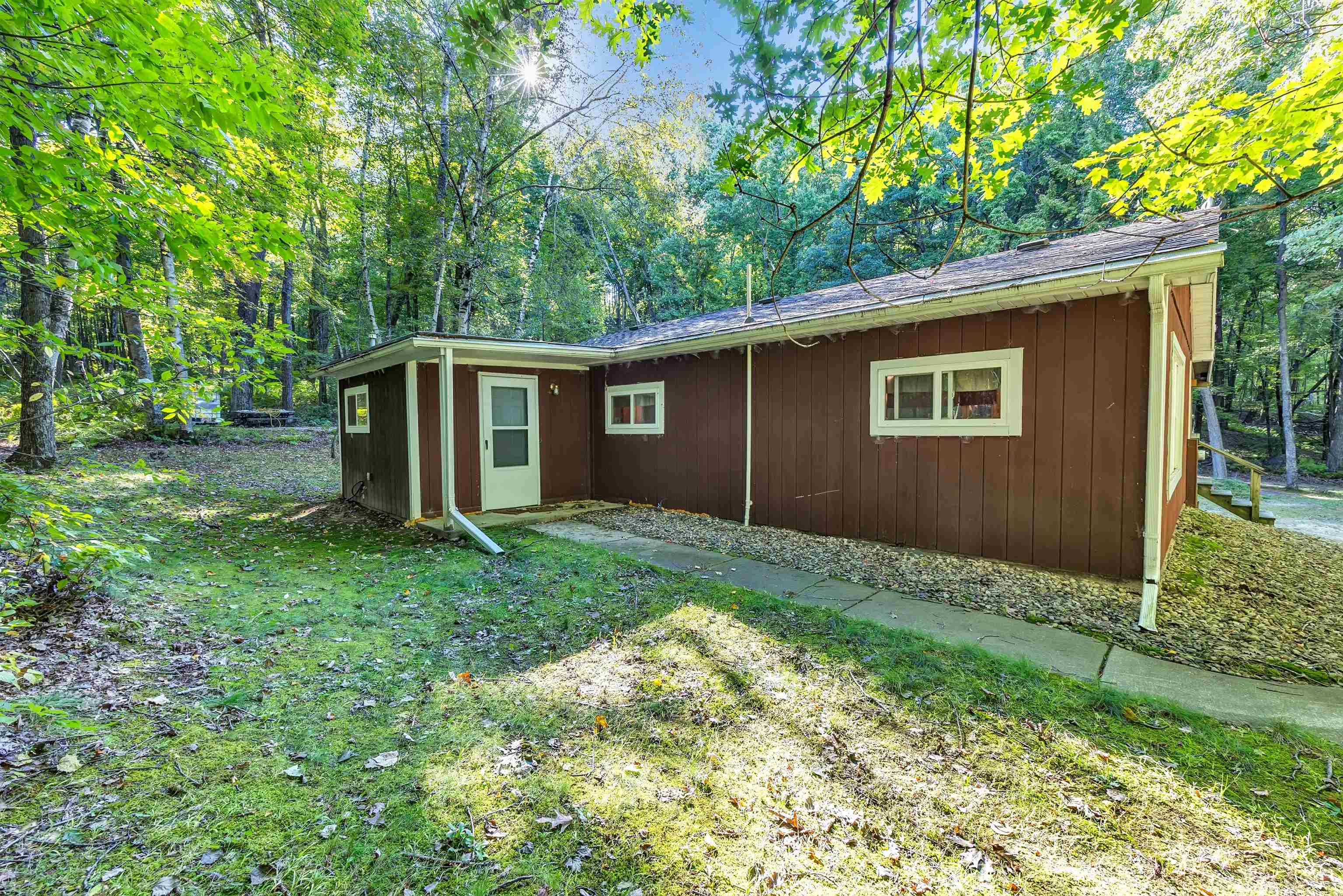 E559 Indian Valley Road Waupaca, WI 54981 - Photo 41 of 52 Gallery Image 41