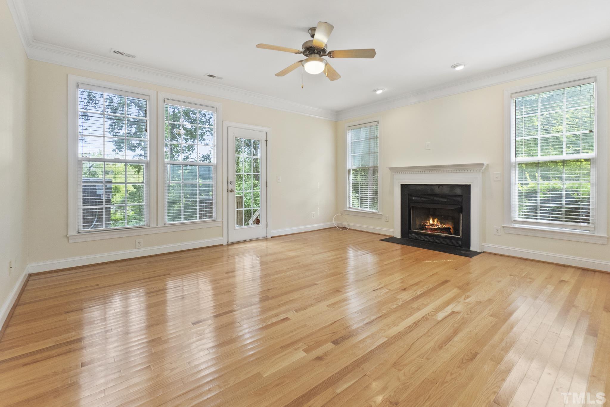 2251 Bellaire Avenue Raleigh, NC 27608 - Photo 8 of 26 Gallery Image 8