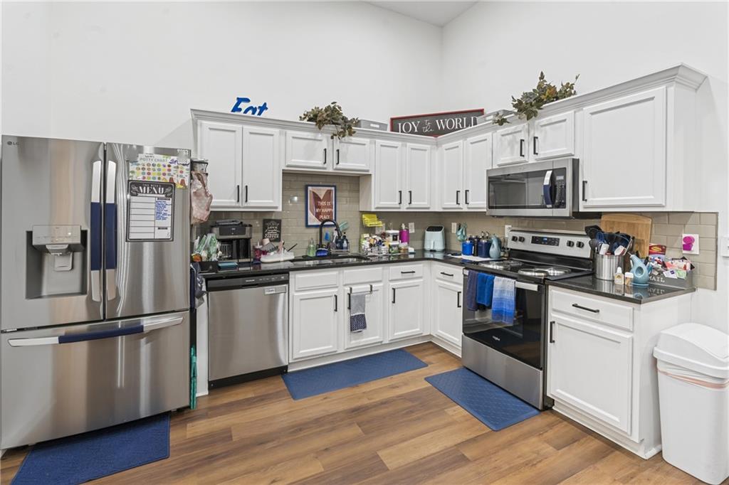 4909 Truitt Lane Decatur, GA 30035 - Photo 11 of 35