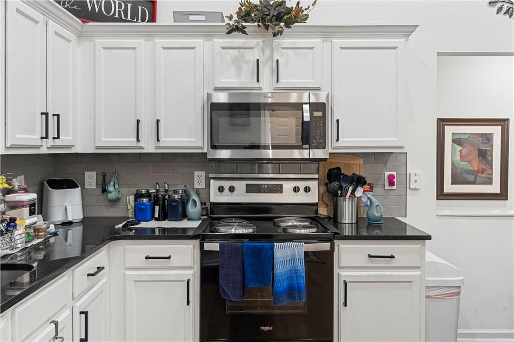 4909 Truitt Lane Decatur, GA 30035 - Photo 14 of 35