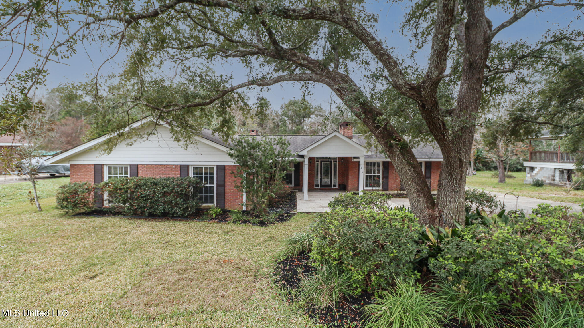 4919 Courthouse Road Gulfport, MS 39507 - Photo 2 of 31 IMG_1040