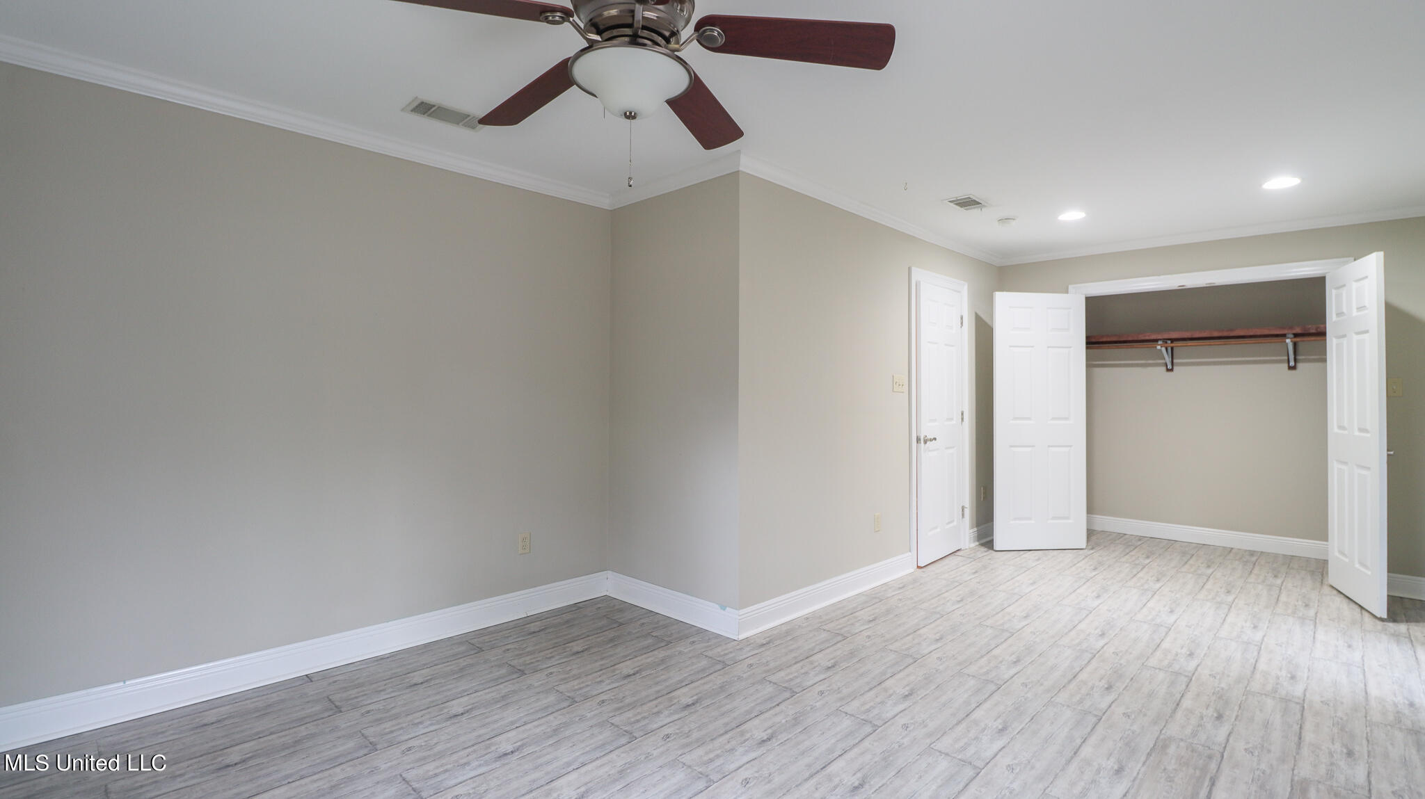 4919 Courthouse Road Gulfport, MS 39507 - Photo 28 of 31 IMG_1069