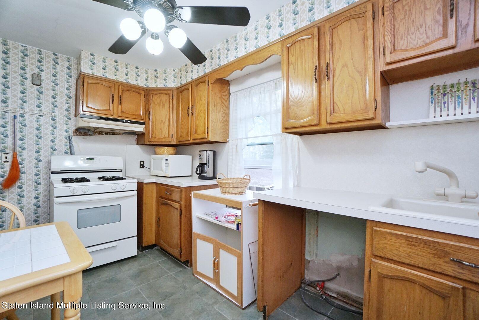 2525 Amboy Road Staten Island, NY 10306 - Photo 11 of 38 12