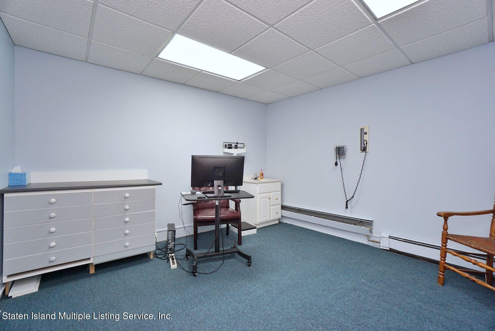 2525 Amboy Road Staten Island, NY 10306 - Photo 30 of 38 31