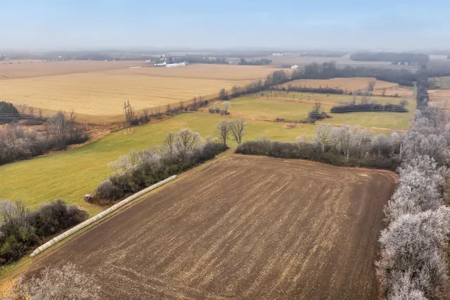 $1,200,000 | W5436 Quarry Road, Appleton, WI 54913