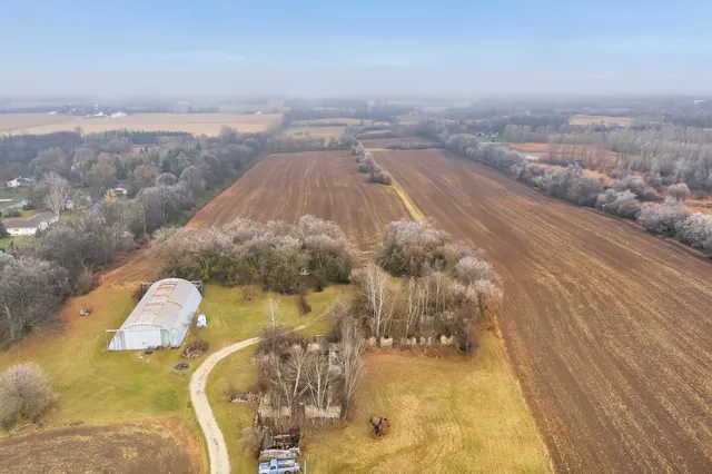 $1,200,000 | W5436 Quarry Road, Appleton, WI 54913