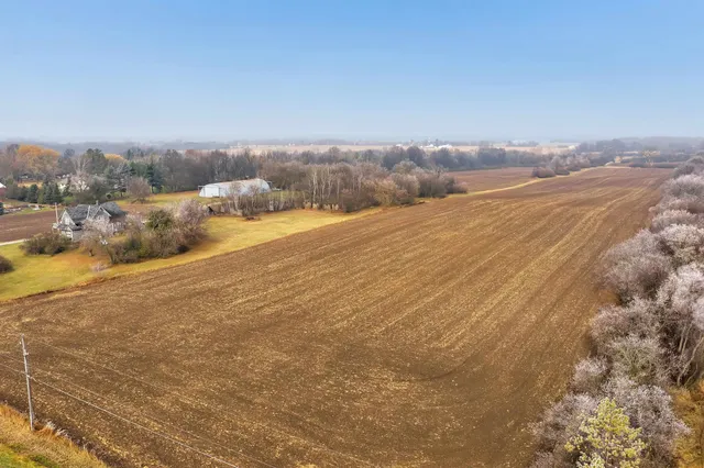 $1,200,000 | W5436 Quarry Road, Appleton, WI 54913