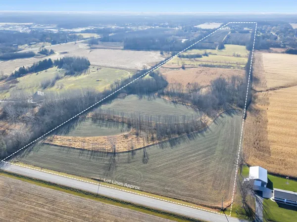 $1,200,000 | W5436 Quarry Road, Appleton, WI 54913