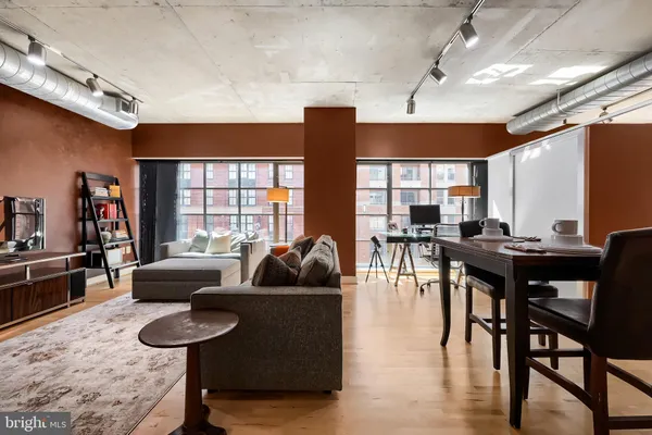 $329,000 | 850 Aliceanna Street, Unit 301, Baltimore, MD 21202