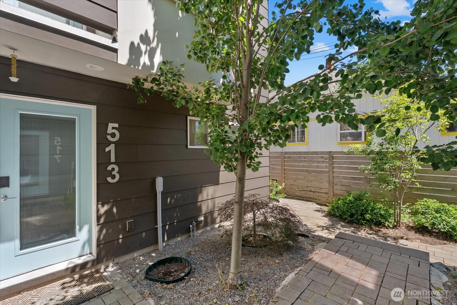 513 South Sullivan Street Seattle, WA 98108 - Photo 21 of 24