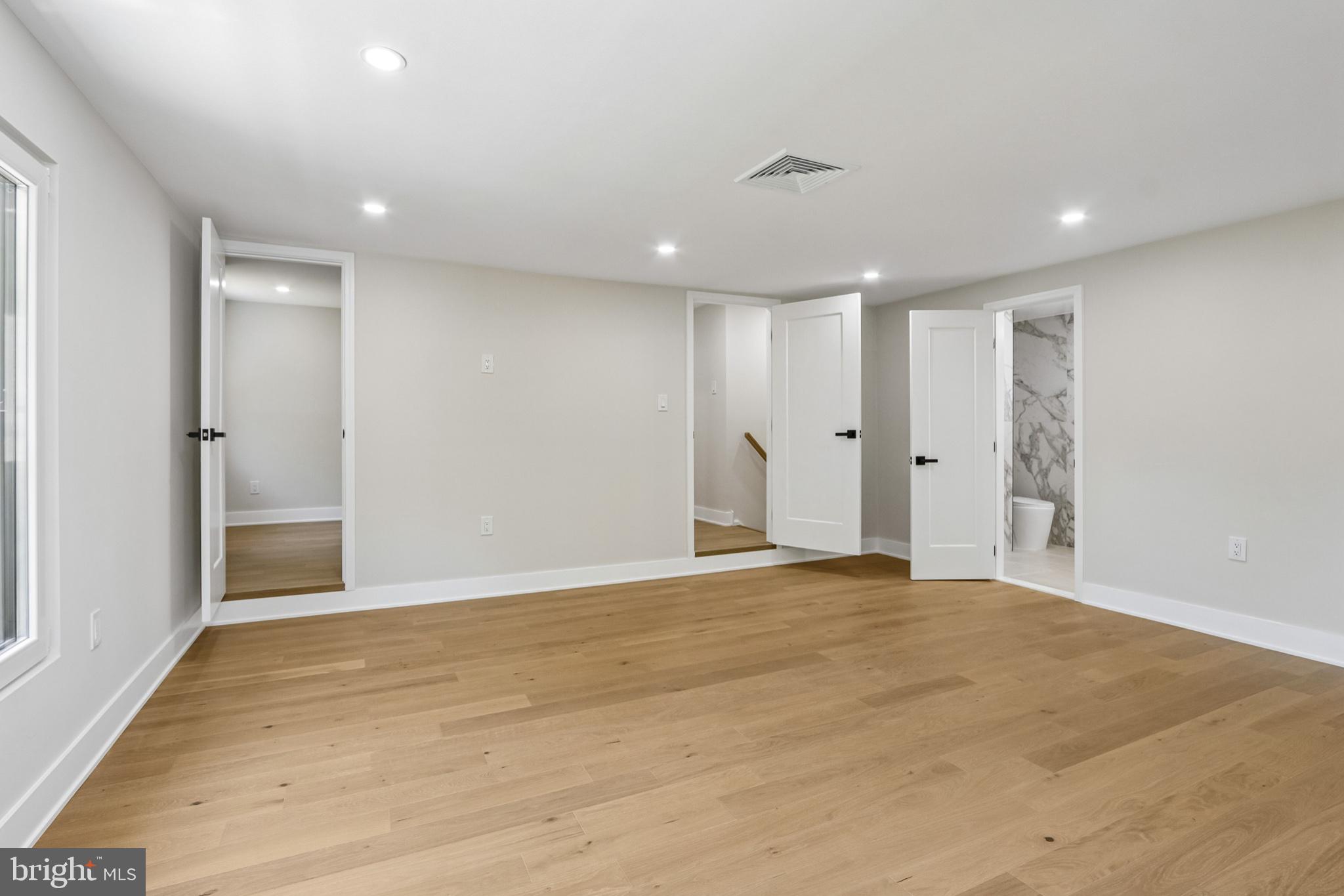 444 Rocksville Road Southampton, PA 18966 - Photo 32 of 72 Spacious, light-filled room awaits you.