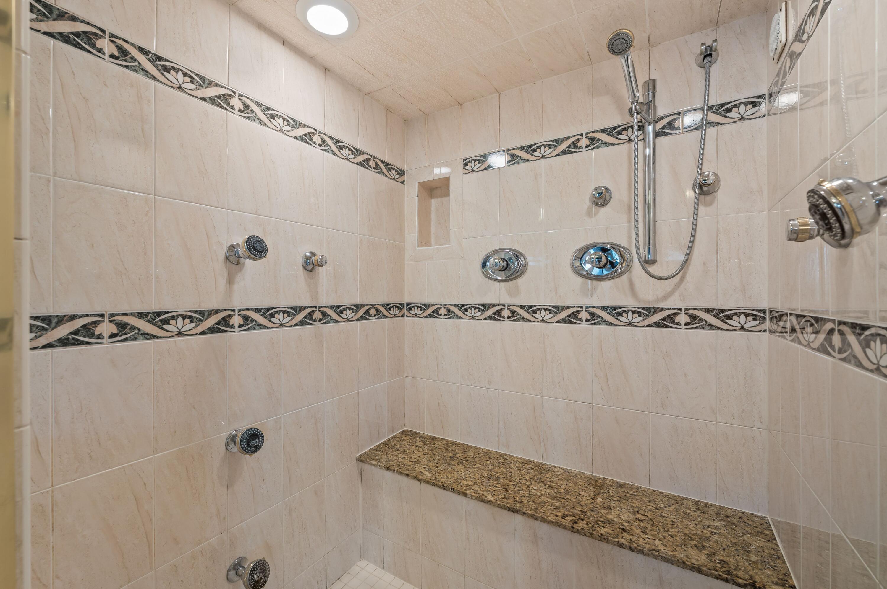 2349 Riverside Pointe Drive St. Joseph, MI 49085 - Photo 28 of 74 31DSC_7549