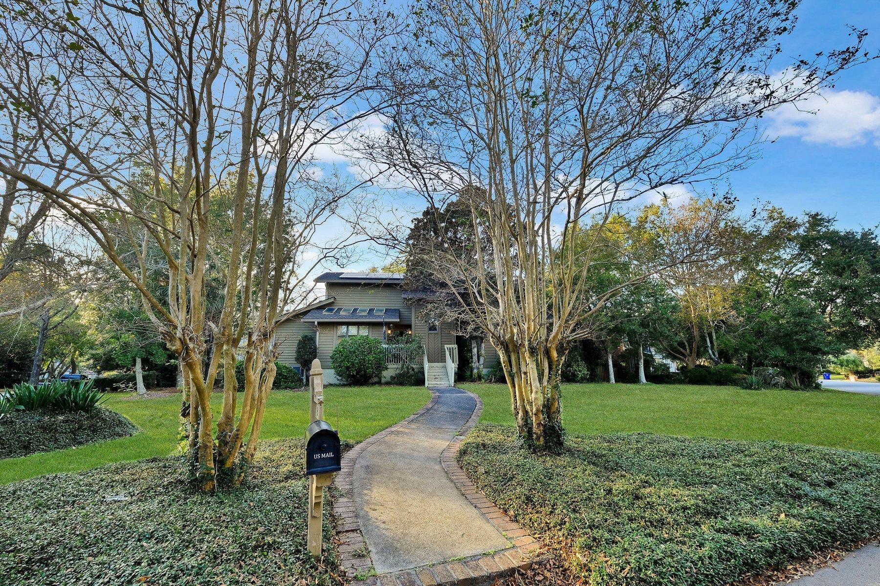 6 Charing Cross Road Charleston, SC 29407 - Photo 1 of 50 Gallery Image 1