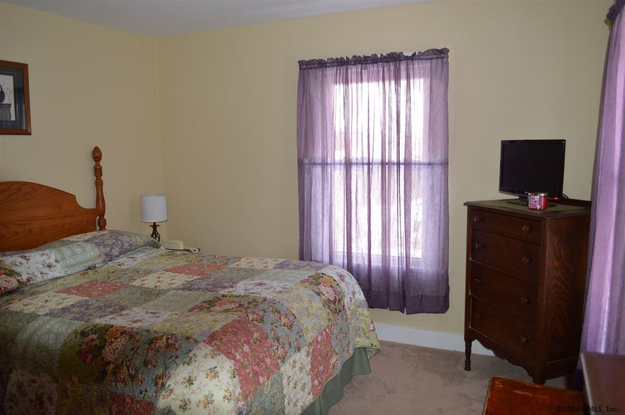 660 Dunnsville Road Rotterdam, NY 12306 - Photo 8 of 24 Photo 8