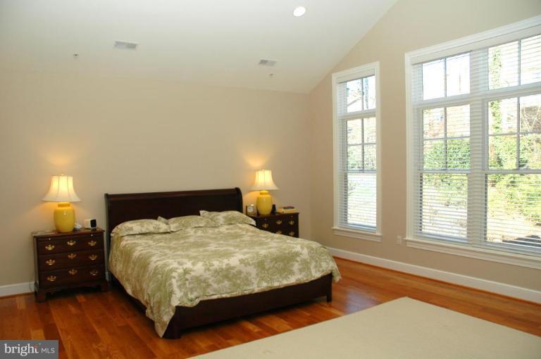 6105 Walhonding Road Bethesda, MD 20816 - Photo 12 of 22 Master Bedroom