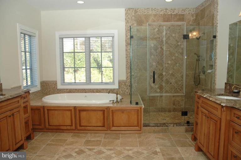 6105 Walhonding Road Bethesda, MD 20816 - Photo 14 of 22 Master Bath