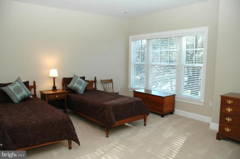 6105 Walhonding Road Bethesda, MD 20816 - Photo 16 of 22 Bedroom #3