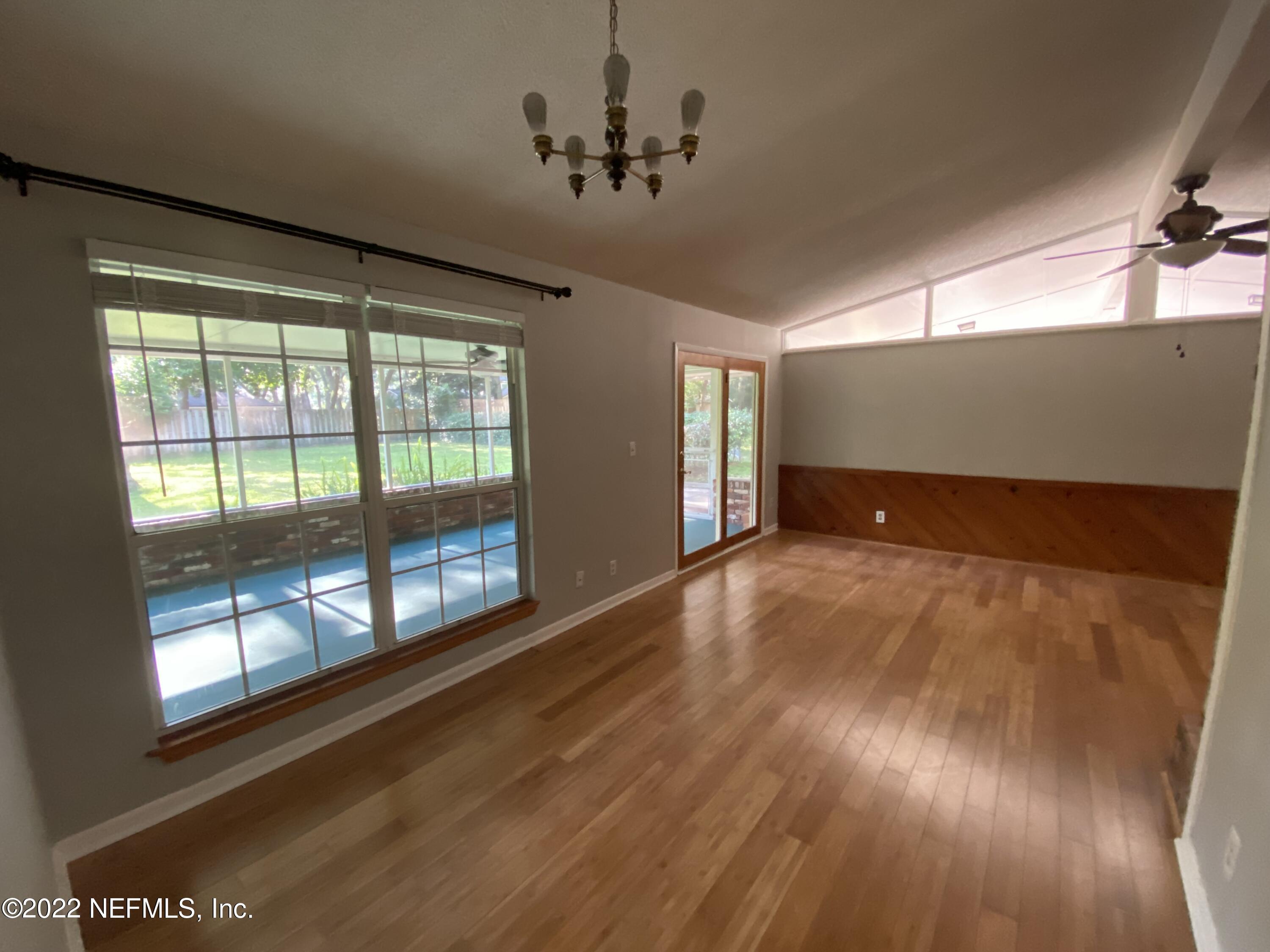 1301 Kings Road Neptune Beach, FL 32266 - Photo 5 of 15 IMG-6153