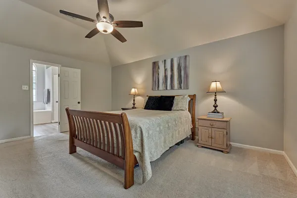 $595,000 | 19 Greentwig Place, Spring, TX 77381