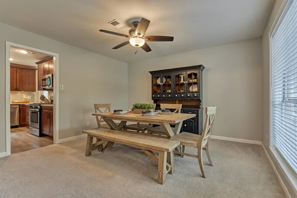 $595,000 | 19 Greentwig Place, Spring, TX 77381