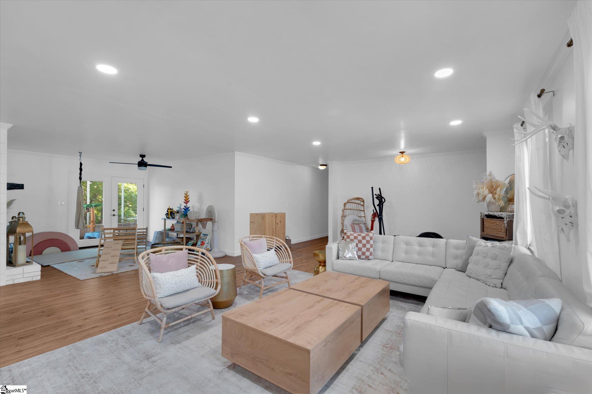 1 12th Street Greer, SC 29651 - Photo 8 of 42