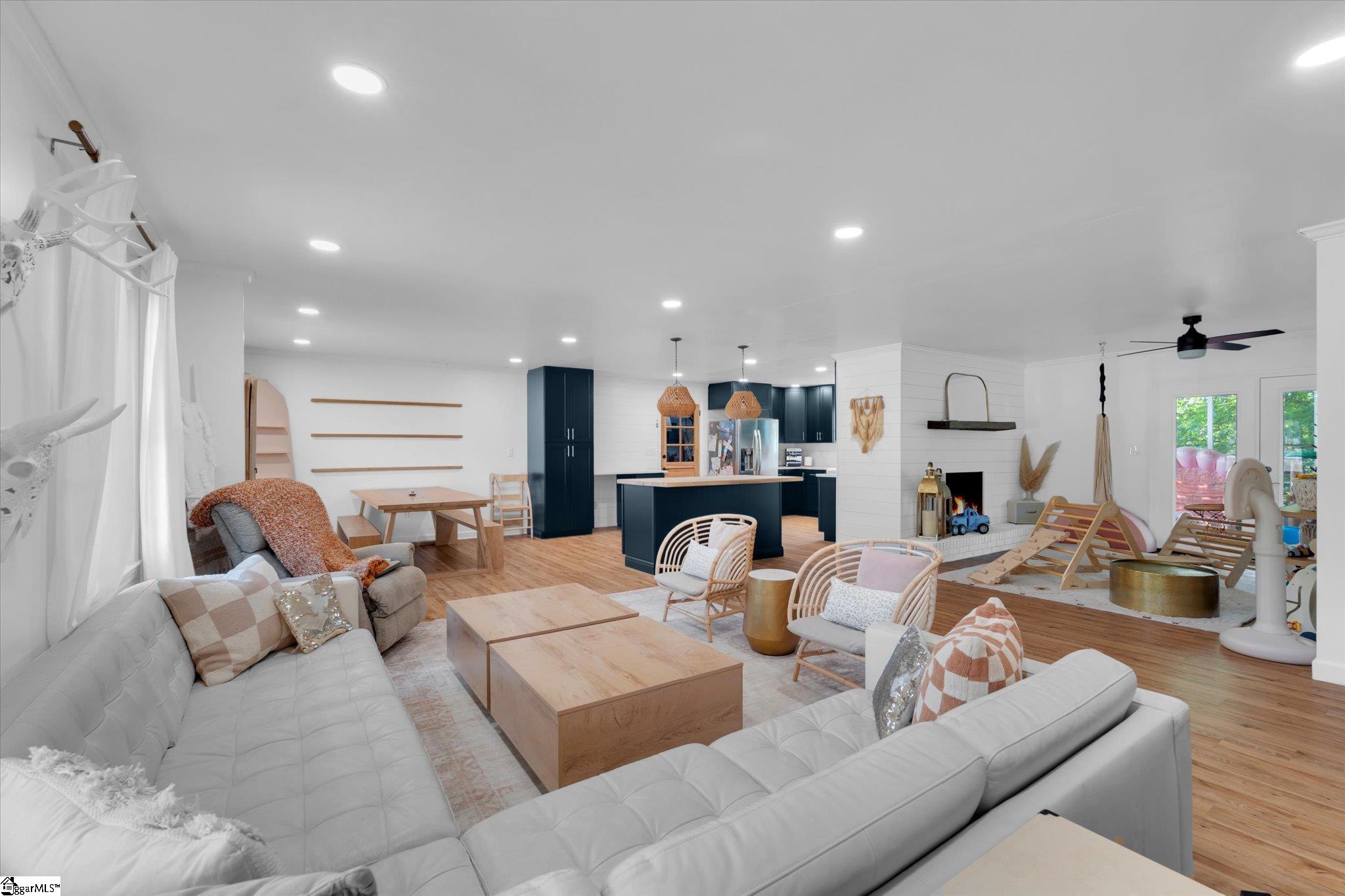 1 12th Street Greer, SC 29651 - Photo 9 of 42