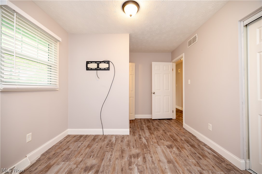 4829 New Road Austintown, OH 44515 - Photo 22 of 49 Bedroom 1